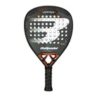 Bullpadel Vertex 04 25 padel racket zwart met oranje accenten vooraanzicht